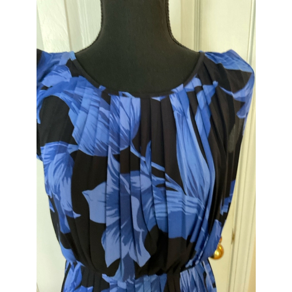 Women's Ann Taylor Blue Floral Dress XS Petite - Picture 3 of 15